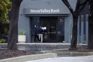 Read more about the article Silicon Valley Bank Collapse <strong>Analysis</strong>
