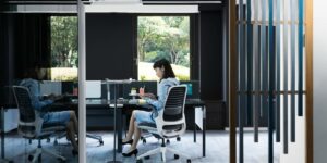 Read more about the article <strong>Avoid Distractions While Working From Home</strong>
