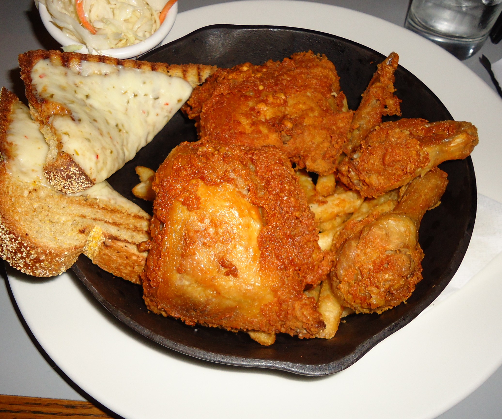 Read more about the article Best Southern Fried Chicken Recipe: A Southern Classic