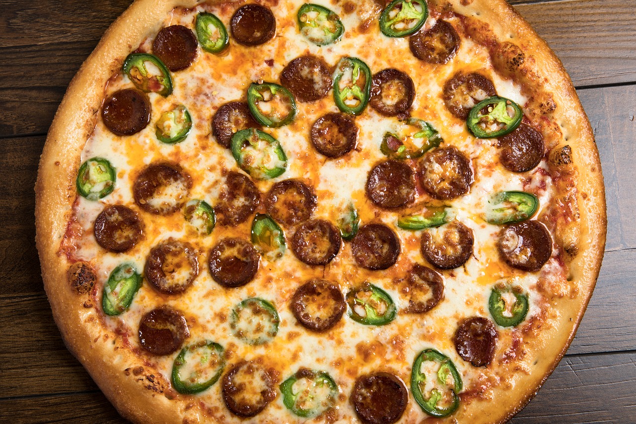 Read more about the article Thin Crust Pizza NYC: Unveiling the Culinary Delight