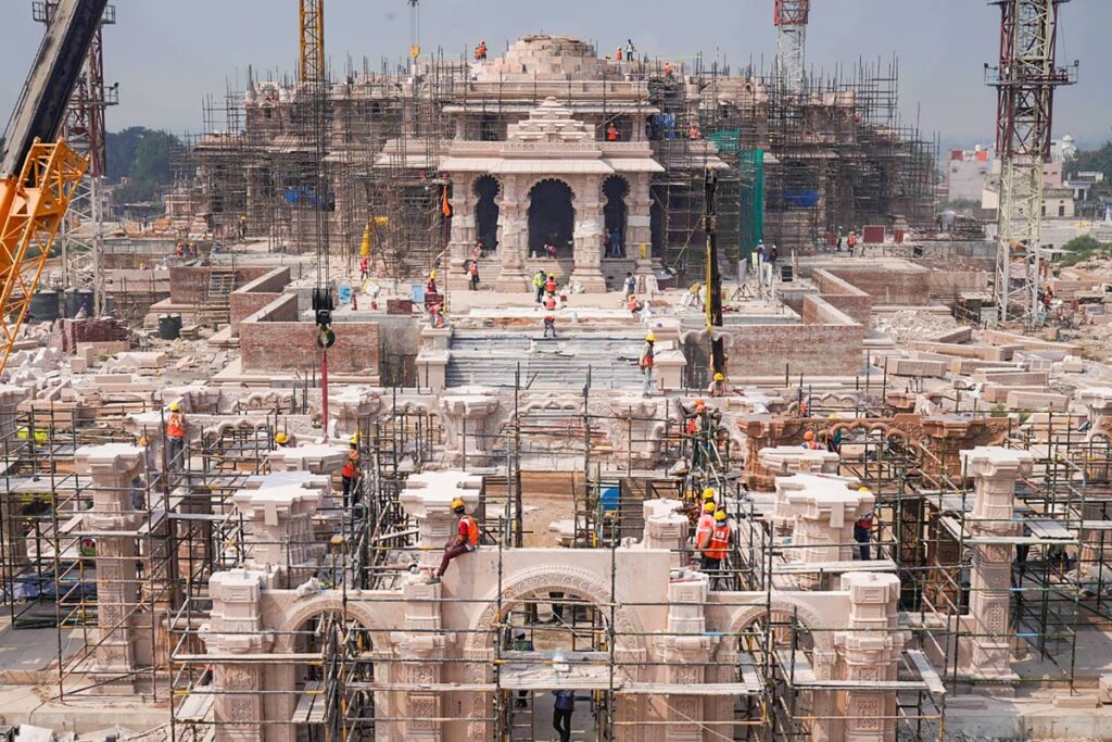 श्रीराम मंदिर: एक अद्वितीय प्रकार का आध्यात्मिक और सांस्कृतिक अद्भुतता