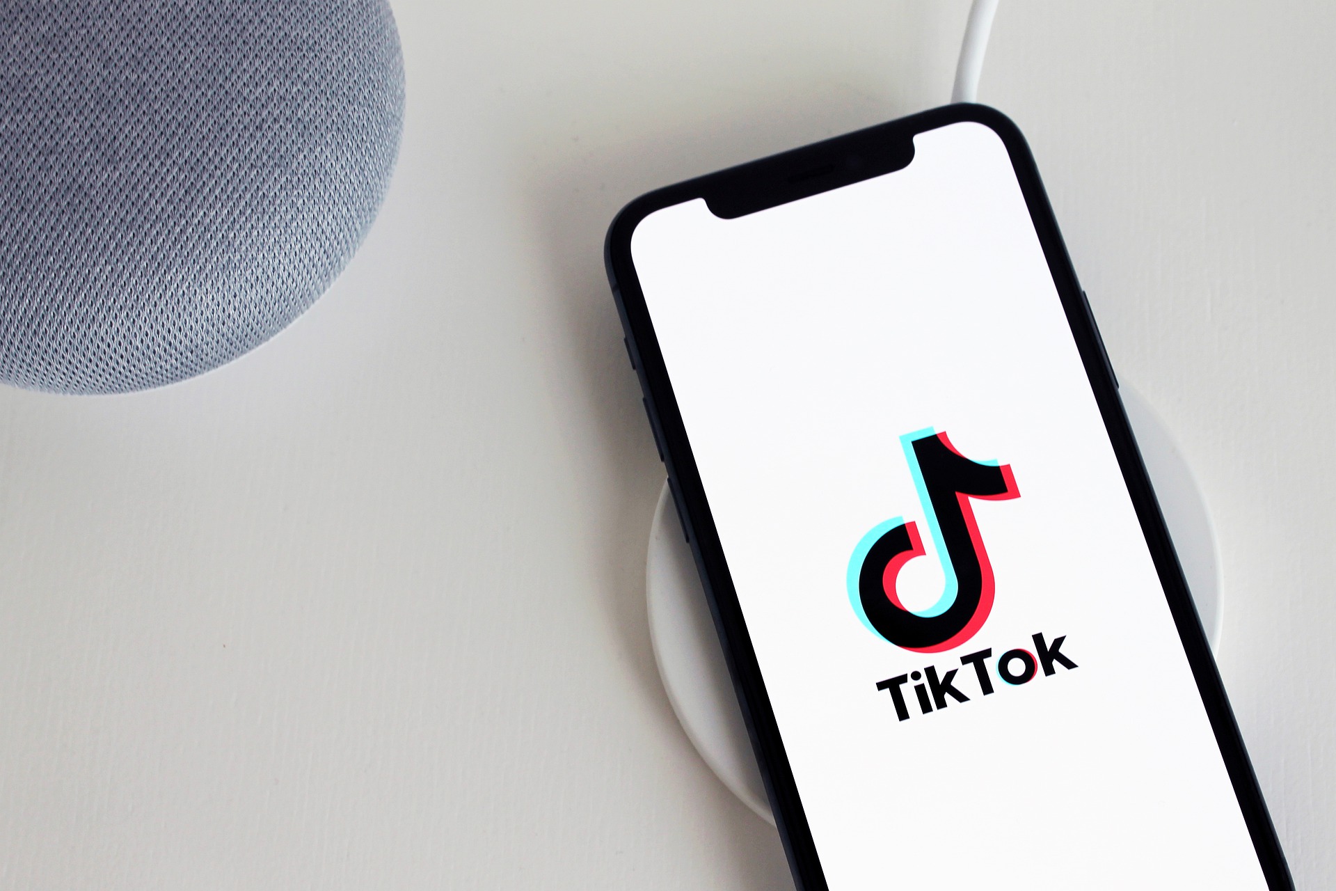 Read more about the article How to Use TikTok for Business