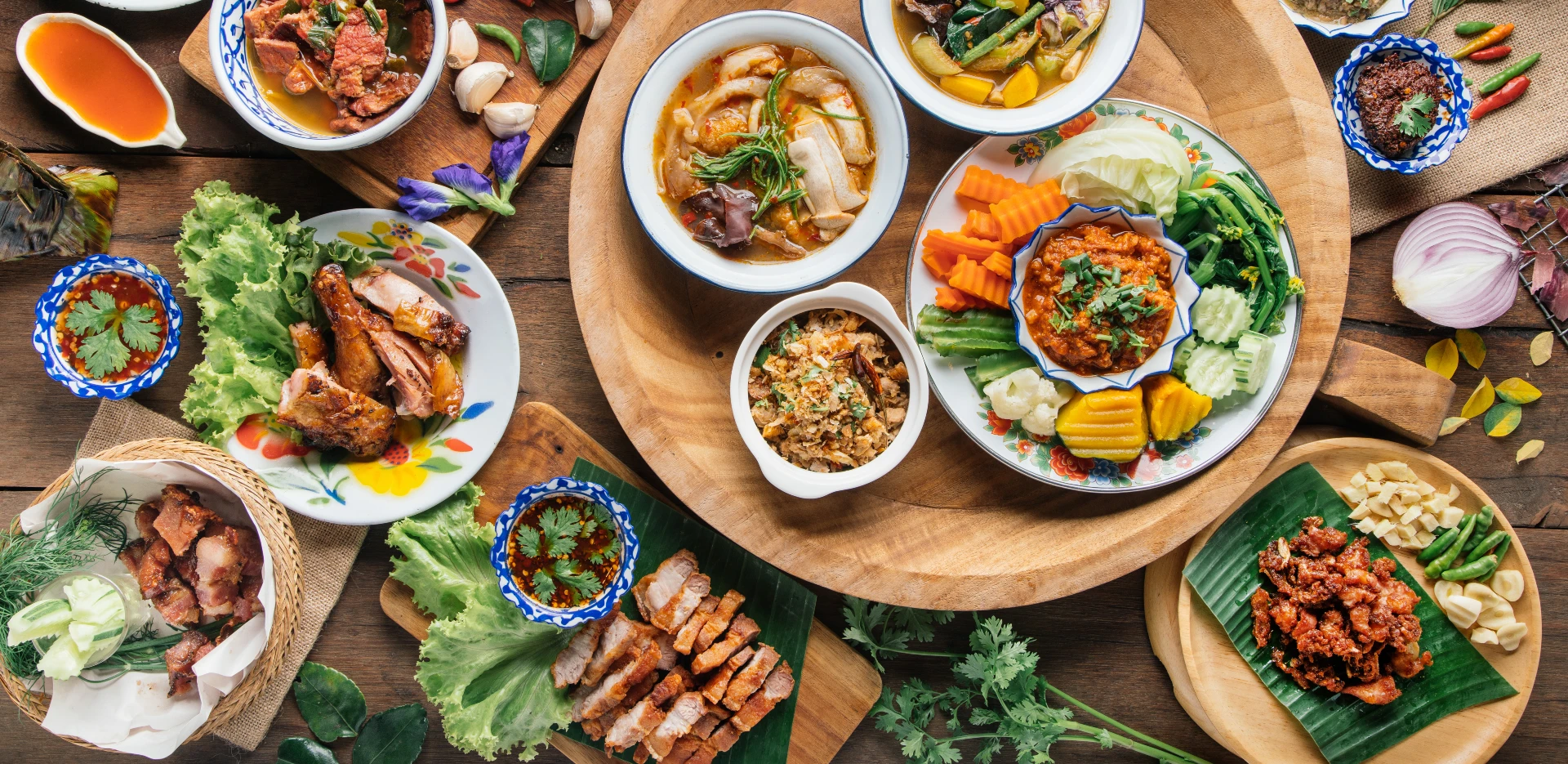 Read more about the article Thai Food Adventures: Discovering Exotic Flavors and Aromas in Every Bite